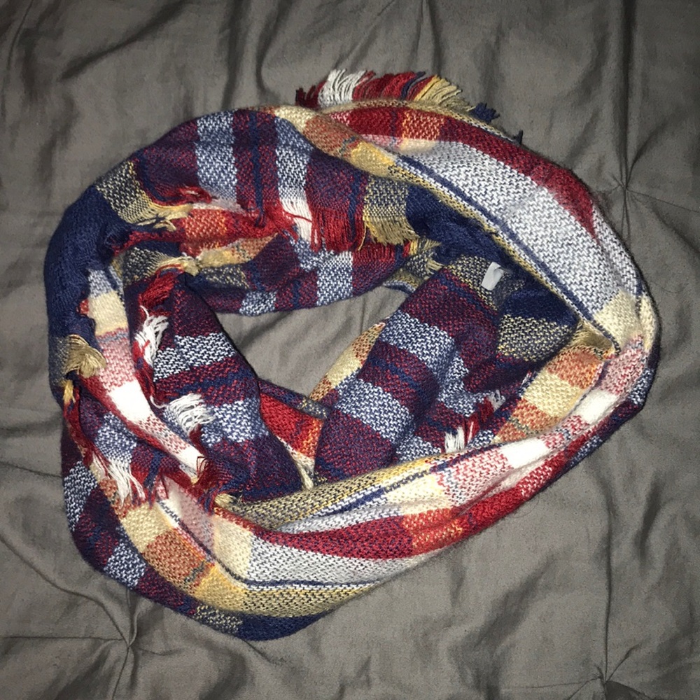 Plaid scarf